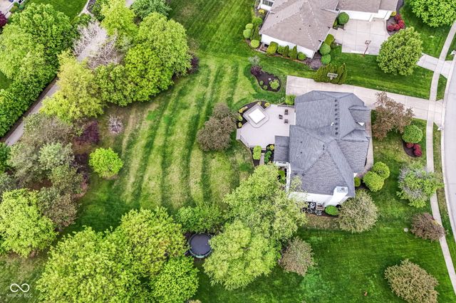 12496 Pembrooke Circle, Carmel, IN 46032