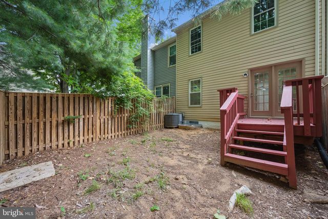 814 PLEASANT HILL LN, Bowie, MD 20716