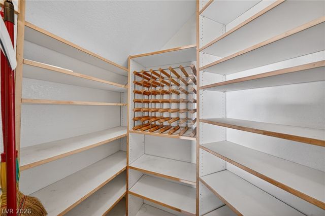 10028 Sail Landing Court, Las Vegas, NV 89117