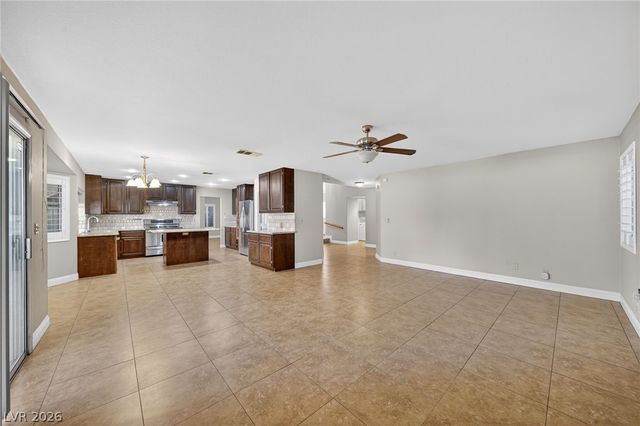 10028 Sail Landing Court, Las Vegas, NV 89117