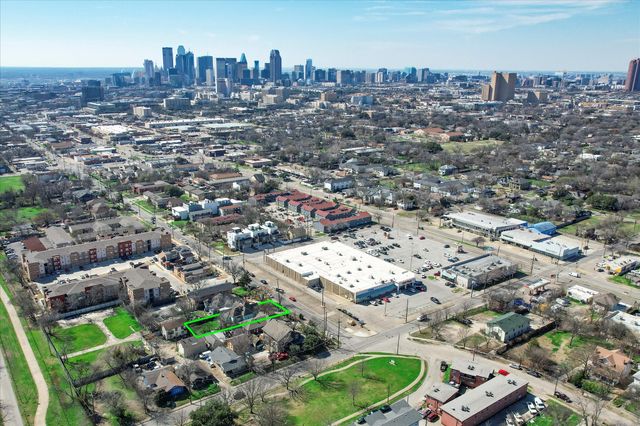 4820 E Side Avenue, Dallas, TX 75226