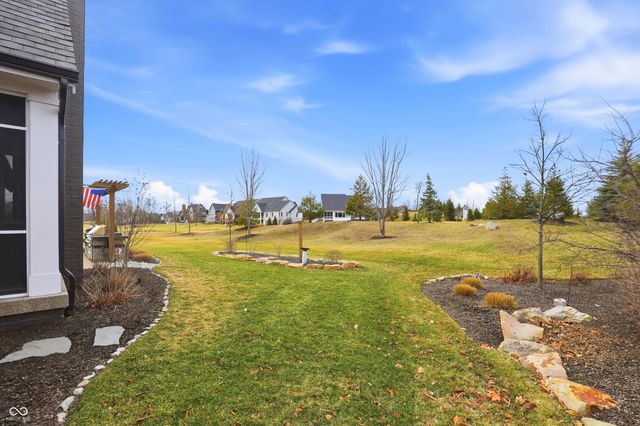 1096 Chatham Hills Boulevard, Westfield, IN 46074