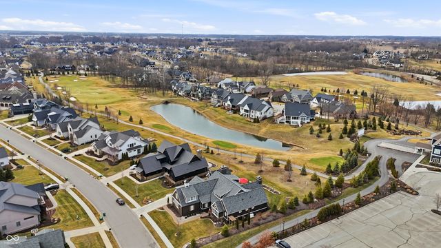 1096 Chatham Hills Boulevard, Westfield, IN 46074