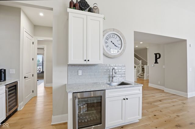 1096 Chatham Hills Boulevard, Westfield, IN 46074