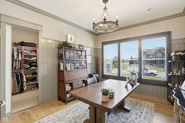 1096 Chatham Hills Boulevard, Westfield, IN 46074