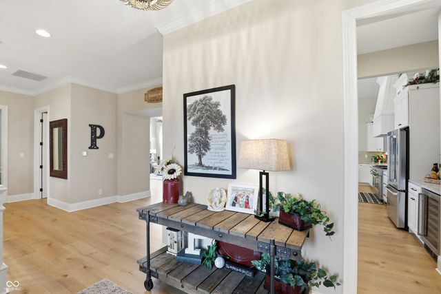 1096 Chatham Hills Boulevard, Westfield, IN 46074