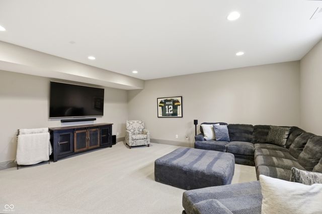 1096 Chatham Hills Boulevard, Westfield, IN 46074