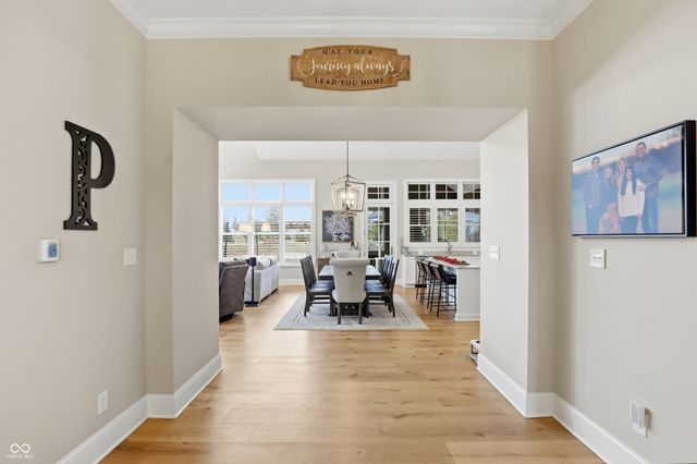 1096 Chatham Hills Boulevard, Westfield, IN 46074
