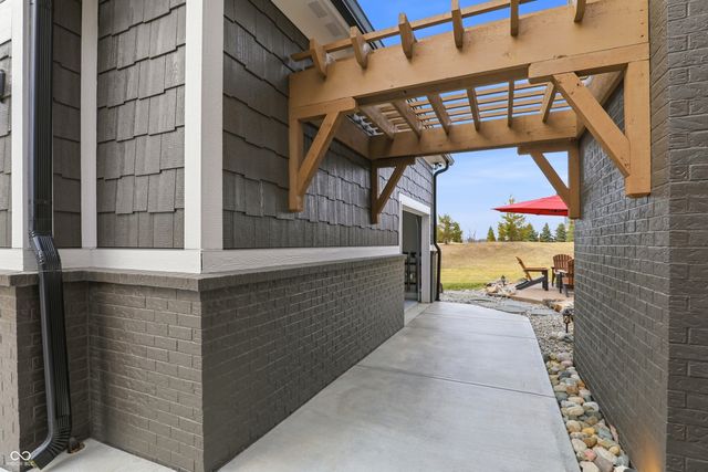 1096 Chatham Hills Boulevard, Westfield, IN 46074