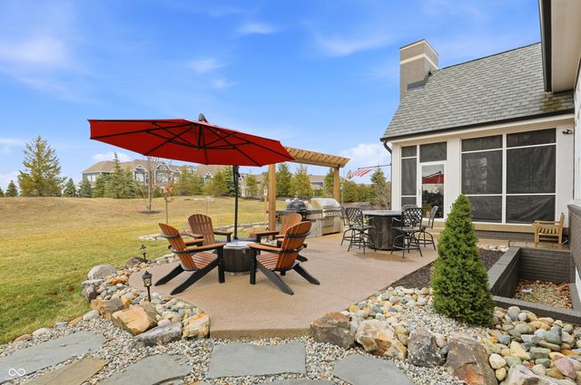 1096 Chatham Hills Boulevard, Westfield, IN 46074