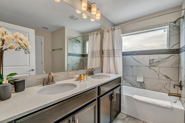 640 PEBBLE BEACH DRIVE, Davenport, FL 33896