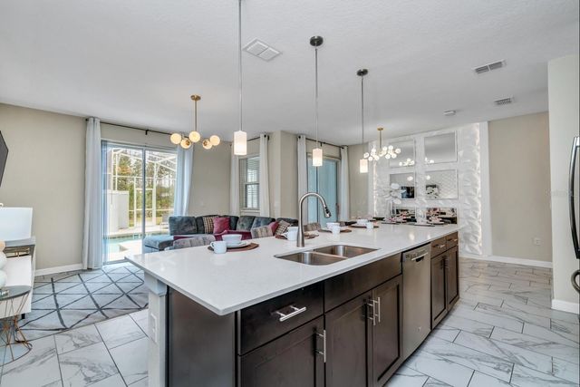 640 PEBBLE BEACH DRIVE, Davenport, FL 33896