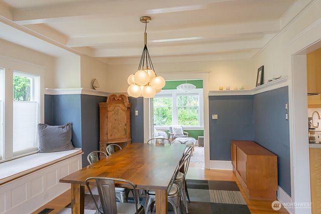 1557 Madrona Drive, Seattle, WA 98122