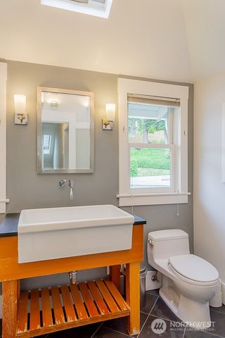1557 Madrona Drive, Seattle, WA 98122