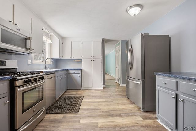 5250 Longridge Road, Dewitt, NY 13078