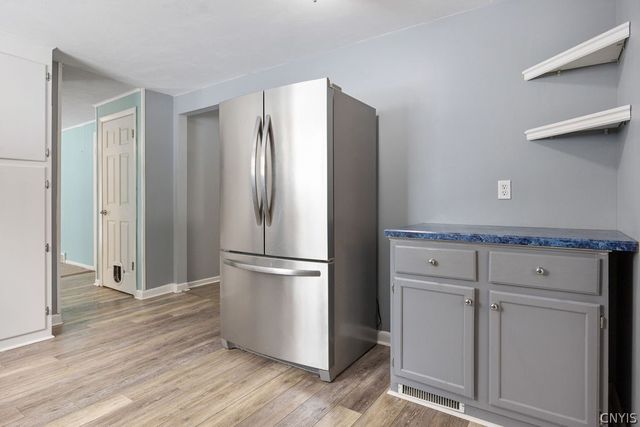 5250 Longridge Road, Dewitt, NY 13078