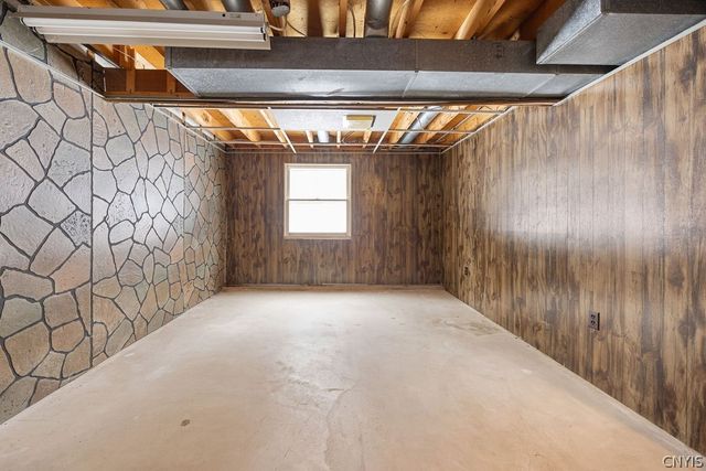 5250 Longridge Road, Dewitt, NY 13078