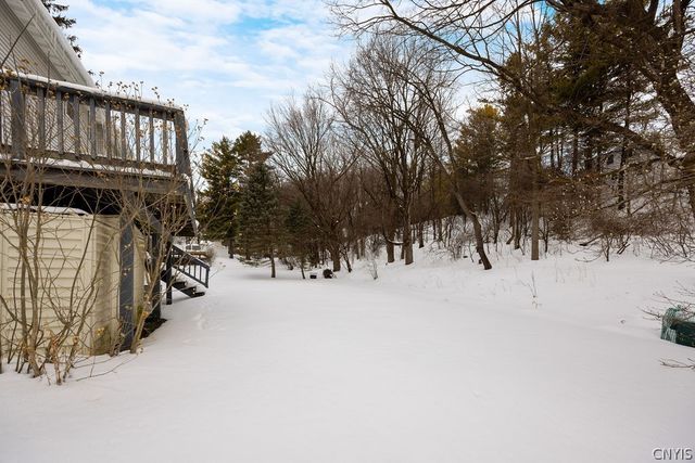 5250 Longridge Road, Dewitt, NY 13078