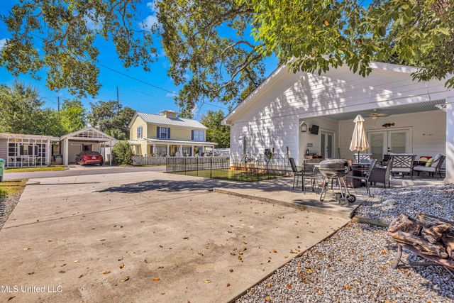 1729 3rd Street, Gulfport, MS 39501