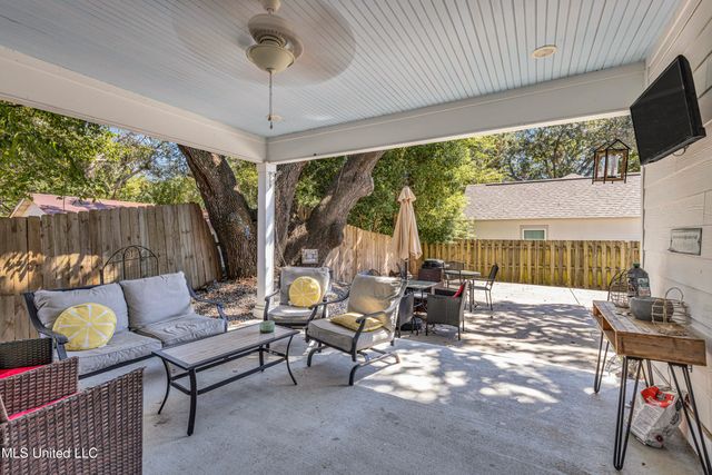 1729 3rd Street, Gulfport, MS 39501