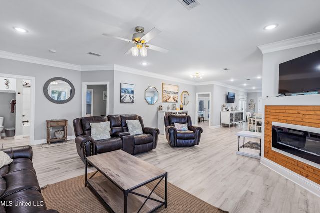 1729 3rd Street, Gulfport, MS 39501