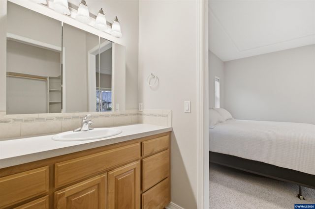 2765 Fort Hill Av NW, Salem, OR 97304