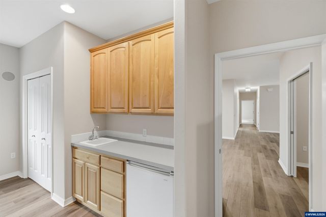 2765 Fort Hill Av NW, Salem, OR 97304