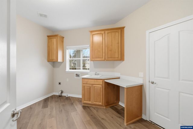 2765 Fort Hill Av NW, Salem, OR 97304