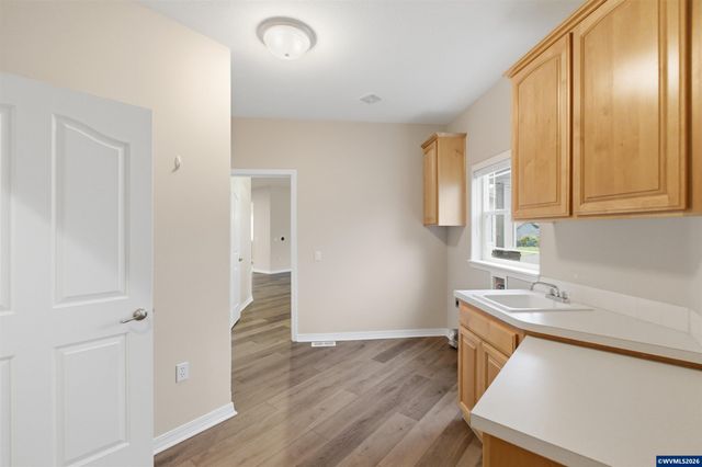 2765 Fort Hill Av NW, Salem, OR 97304