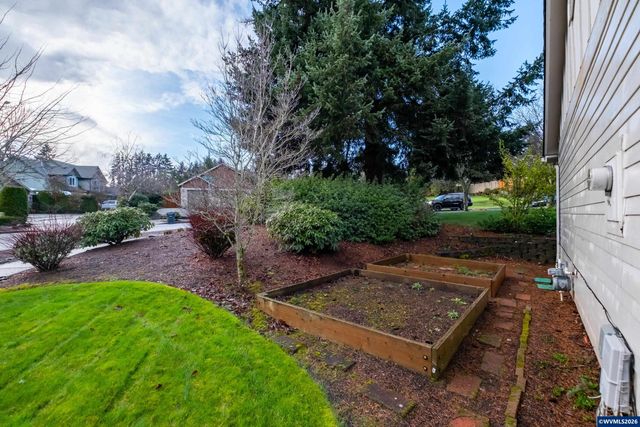 2765 Fort Hill Av NW, Salem, OR 97304