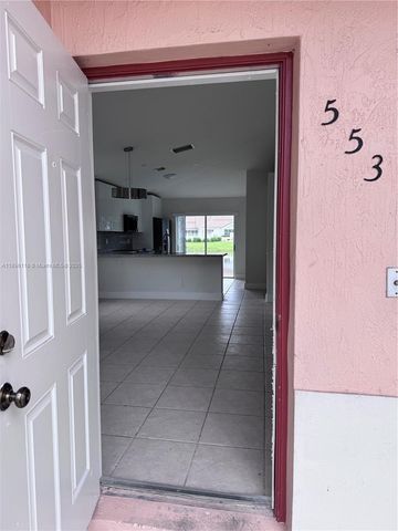 553 NW 208th Ter 553, Pembroke Pines, FL 33029