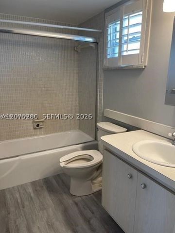 950 Hillcrest Dr 506, Hollywood, FL 33021