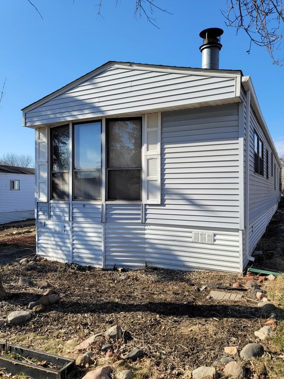 2665 Benlana Court, Maplewood, MN 55119 — exterior