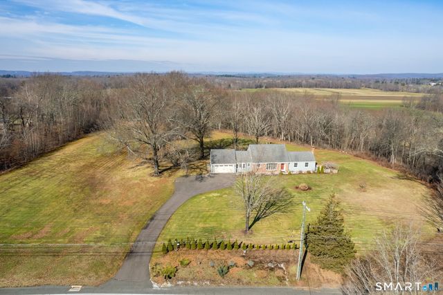 1625 North Street, Suffield, CT 06078