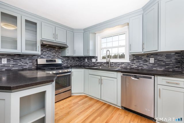 1625 North Street, Suffield, CT 06078