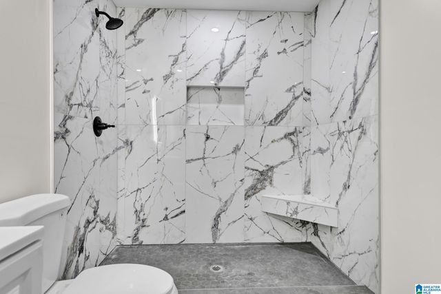 912 CLARK MOUNTAIN ROAD, Hueytown, AL 35023