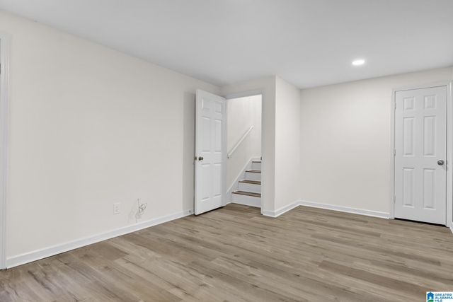 912 CLARK MOUNTAIN ROAD, Hueytown, AL 35023