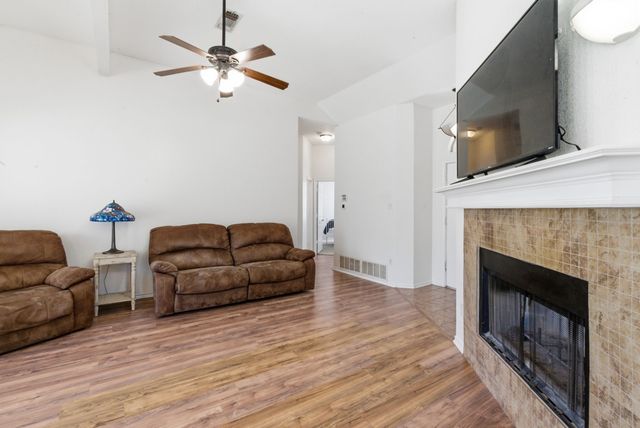 705 Oak Park Drive, Azle, TX 76020