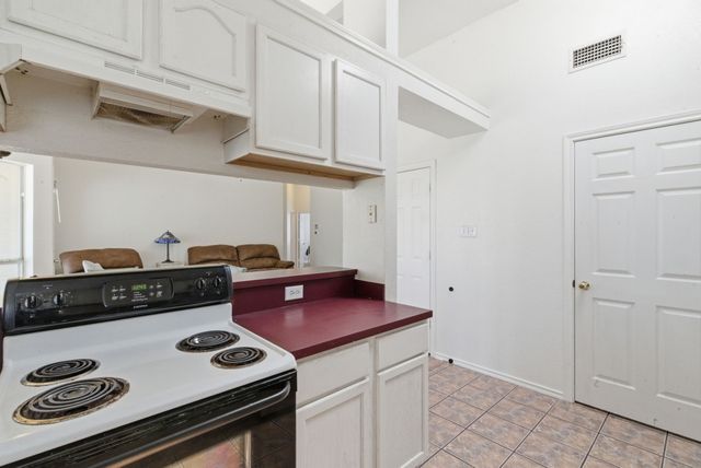 705 Oak Park Drive, Azle, TX 76020