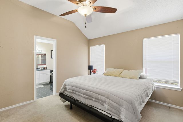 705 Oak Park Drive, Azle, TX 76020