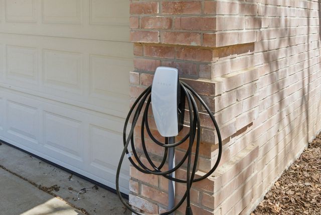 705 Oak Park Drive, Azle, TX 76020