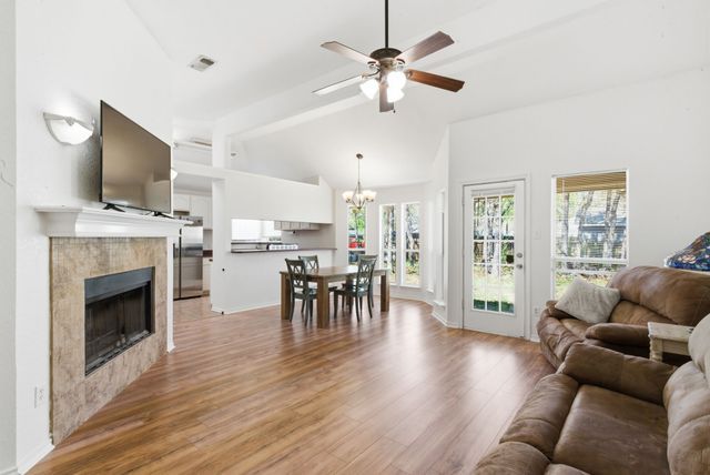 705 Oak Park Drive, Azle, TX 76020