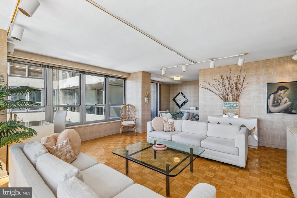 224-30 W RITTENHOUSE SQ #2510, PHILADELPHIA, PA 19103 — photo 3