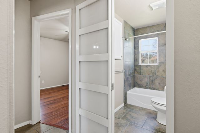 809 Milam Drive, Euless, TX 76039