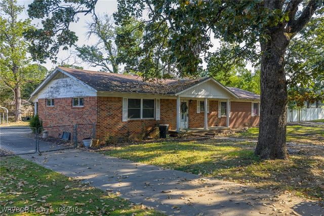 14 Van Buren Drive, Charleston, AR 72933