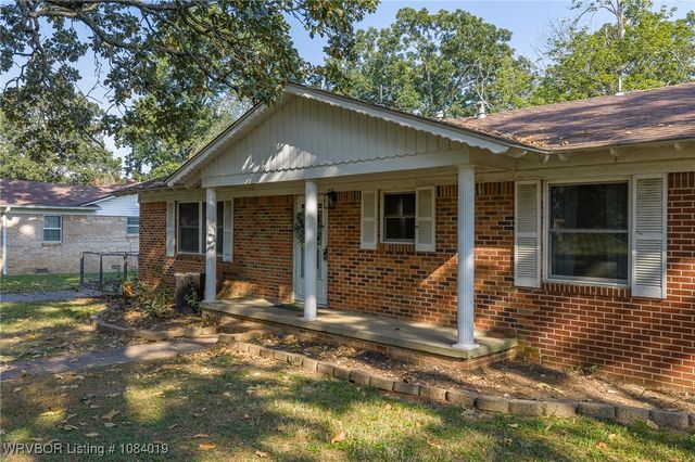 14 Van Buren Drive, Charleston, AR 72933