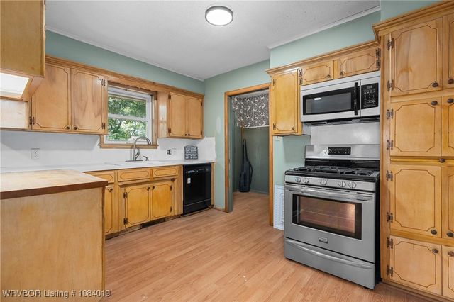 14 Van Buren Drive, Charleston, AR 72933