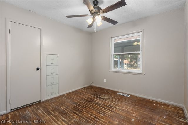 14 Van Buren Drive, Charleston, AR 72933