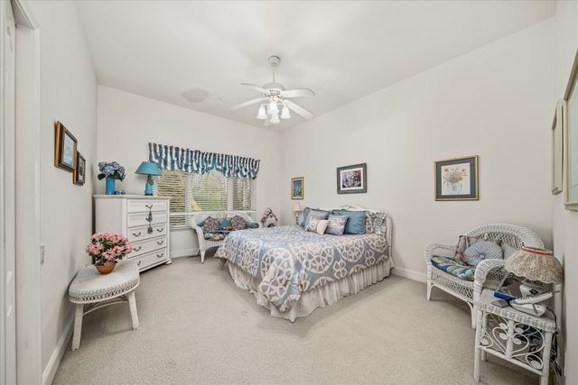 141 Mountain View Dr, Crossville, TN 38558