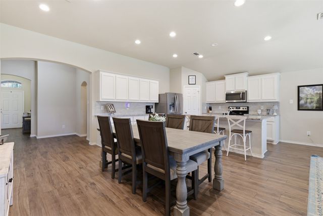 2541 Weatherford Heights Drive, Weatherford, TX 76087